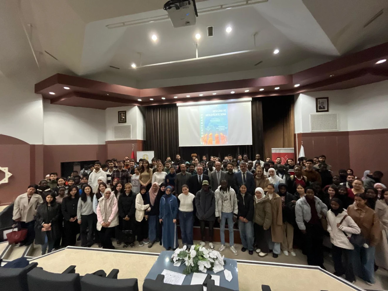 Selçuk Üniversitesinde Mevlana ve öğretileri anlatılıyor